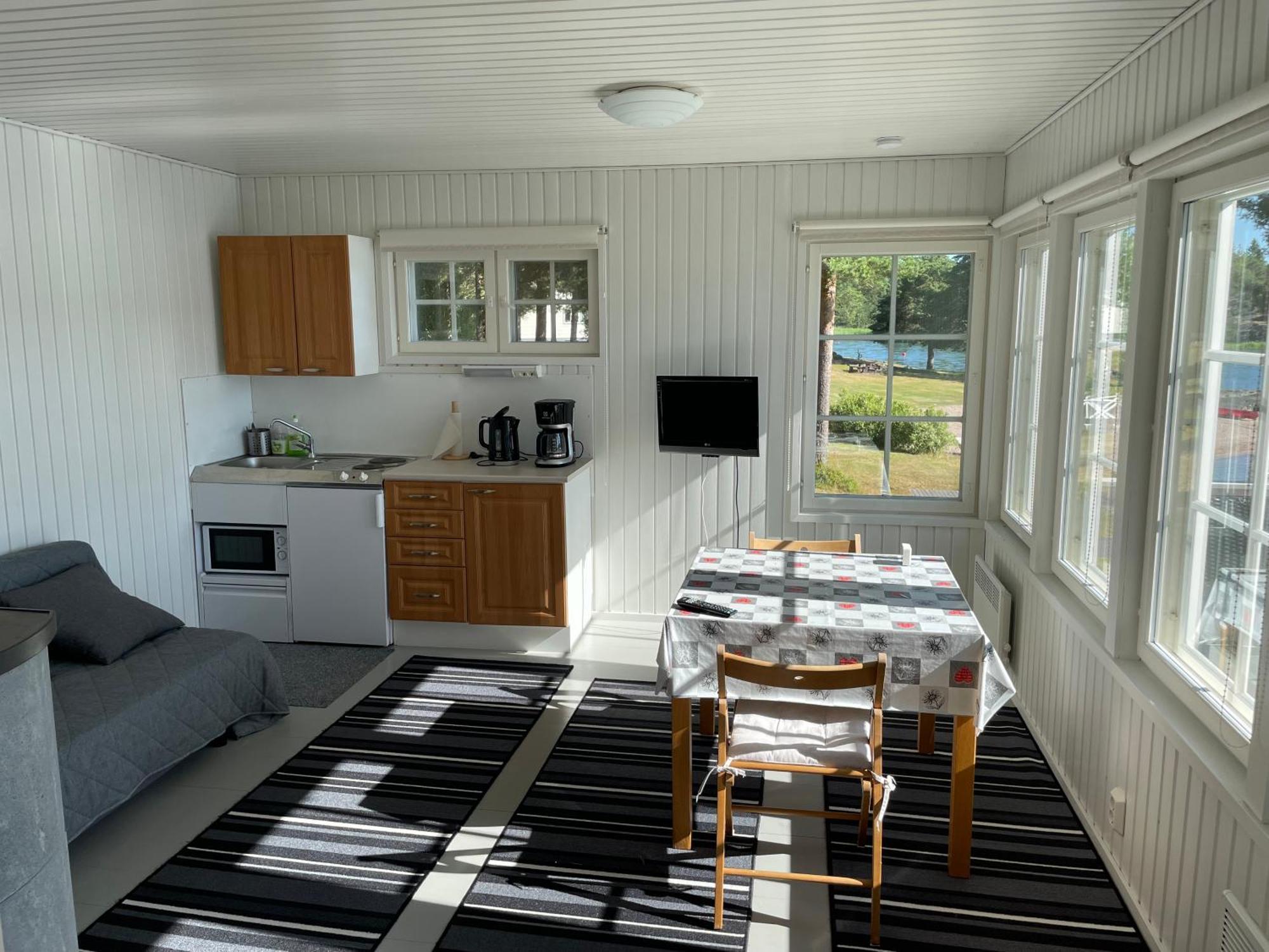 Apartamento Edvin Rantamoekki Taalintehdas Exterior foto